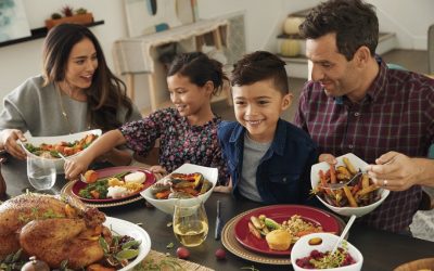 Thanksgiving Tips for Spending Less Money and More Time Together